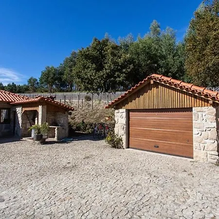 Luxury Spacious Farmhouse With Great Land Viewa