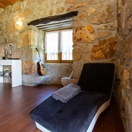 Дом отдыха Luxury Spacious Farmhouse With Great Land Viewa *