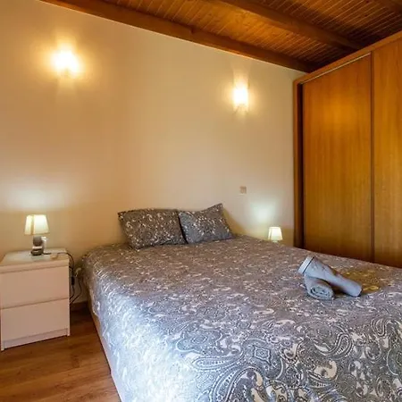 Luxury Spacious Farmhouse With Great Land Viewa * Селорику-ди-Башту