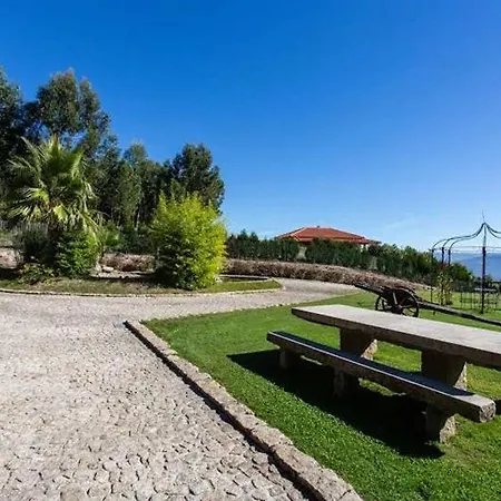Дом отдыха Luxury Spacious Farmhouse With Great Land Viewa Селорику-ди-Башту