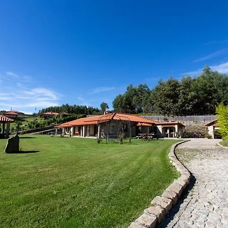 Дом отдыха Luxury Spacious Farmhouse With Great Land Viewa