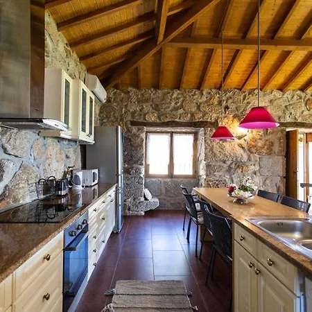 Luxury Spacious Farmhouse With Great Land Viewa * Селорику-ди-Башту